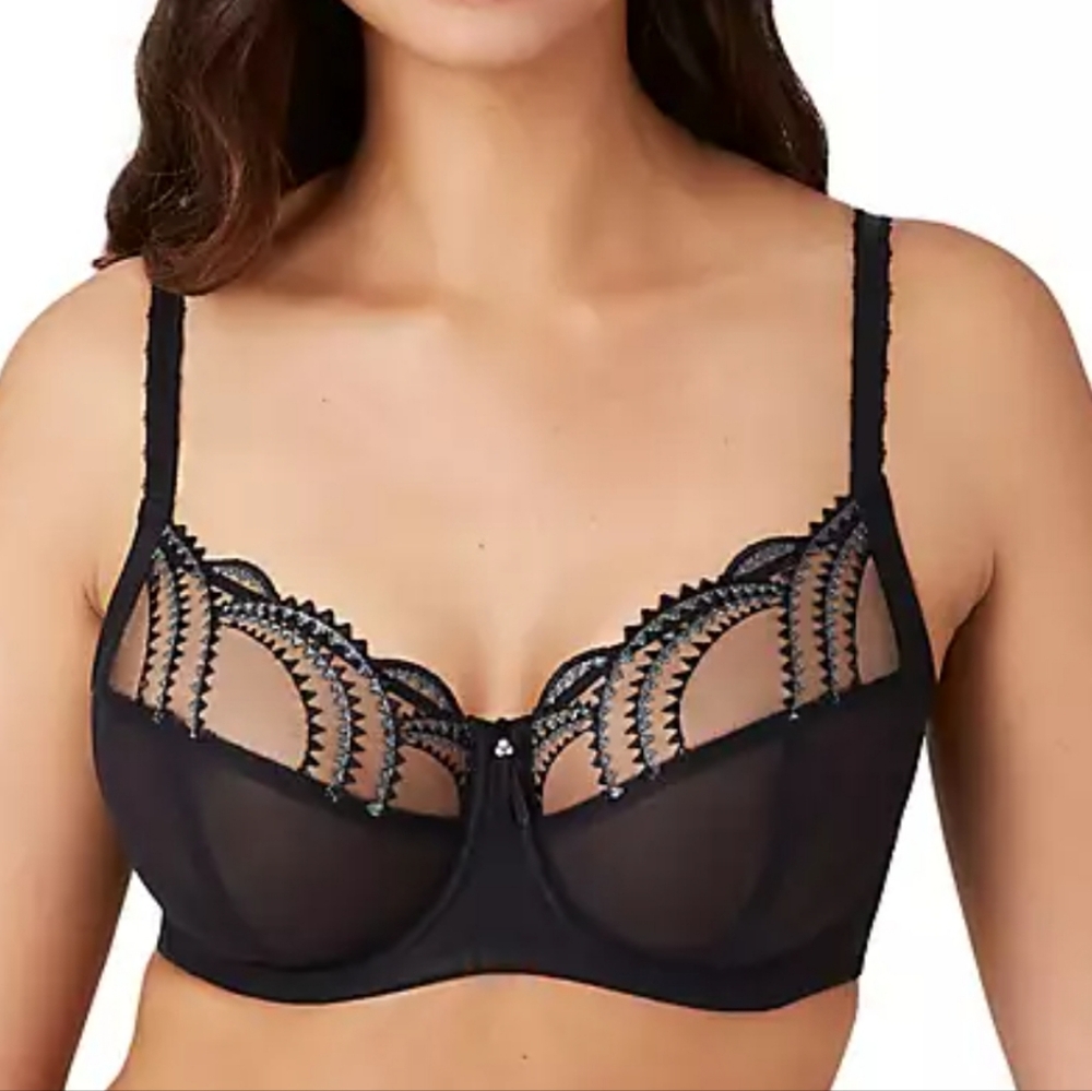 Wacoal unlined underwire bra 32D